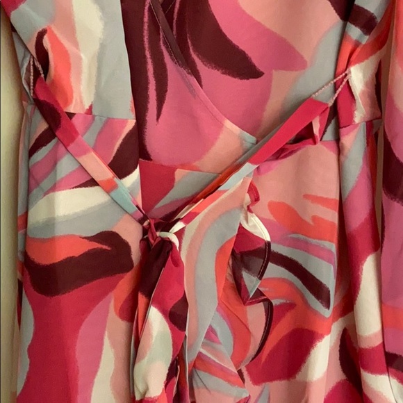 NWT Bar 3 pink ruffled silhouette/wrap mini dress - Picture 5 of 7